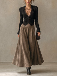 Albina | Conjunto de Top em Renda e Saia Maxi com Efeito Camurça, Preto e Taupe