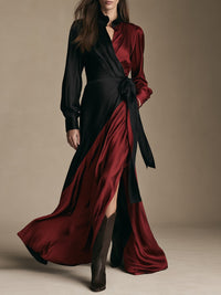 Vestido maxi envolvente em cetim color block vermelho e preto