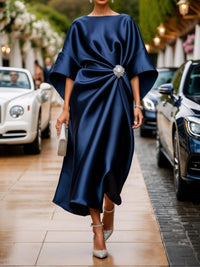 Vestido comprido em cetim brilhante