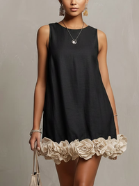 Minivestido sin mangas con detalles de flores 3D negras