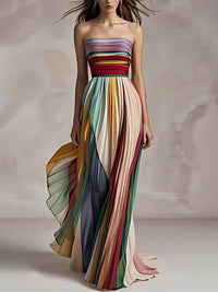 Vestido Maxi Plissado Bandeau Elegante com Estampado de Riscas