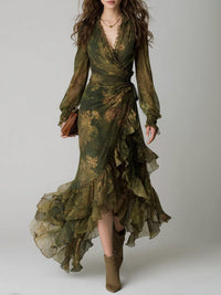 Vestido Maxi Chiffon Verde com Estampa Floral e Riscas Irregulares