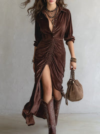 Vestido midi de terciopelo plisado con costuras de botón vintage