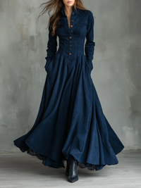 Vestido largo de ante sintético azul oscuro con cuello camisero y encaje