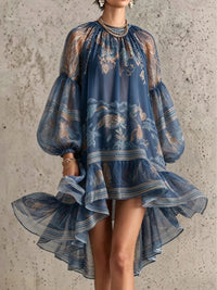 Vestido curto elegante com estampado vintage