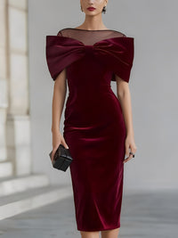 VESTIDO MIDI EM VELUDO BORDÔ DRAMÁTICO COM LAÇO
